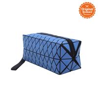 Gambar L.Blend Geometric Cosmetic Large Bag Blue dari Character Land undefined 3 Tokopedia