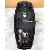 Gambar Jok Yankee F3 Original Utk Vespa Exclusive PX Strada dari Vespartshop undefined 2 Tokopedia