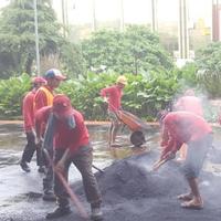 Gambar Tukang Aspal Pontianak Upah dan Bahan dari Ghonnyu Group Pontianak undefined 5 Tokopedia