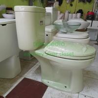 Gambar Closet duduk toto cw 420 j (hijau) dari sanitary sinar closet undefined 1 Tokopedia