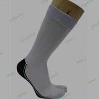 Gambar Kaos Kaki Jempol Putih Telapak Hitam Dewasa - L (sebetis) dari Uda igo undefined 1 Tokopedia