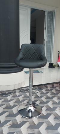 Gambar kursi bar sandaran/bar stool/bangku cafe/kursi tinggi/kursi cafe - Hitam dari kellyfurniture undefined 4 Tokopedia