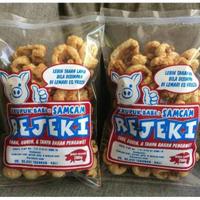 Gambar kerupuk samcan babi rejeki kerupuk rejeki kerupuk samcan rejeki bali - 70g dari annyeong grocery undefined 1 Tokopedia