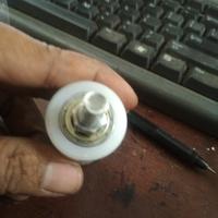 Gambar roller nilon ukuran SEDANG roda penuntun rel pintu gerbang dari moga jaya 242 undefined 4 Tokopedia