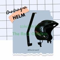 Gambar Gantungan dan cantolan helm dari The Rock kreatif undefined 1 Tokopedia