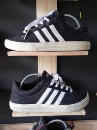 Gambar Sepatu Adidas (43 - 27,5) dari signal komunika undefined 1 Tokopedia