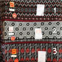 Gambar Sarung Tenun (goyor) Asli Cap Pulau Bali (hitam) - 7 dari Batik Keraton Store undefined 1 Tokopedia