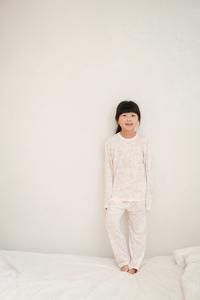 Gambar Hello Miley x Rusli Twins | Long Sleeves Pyjamas (TENCEL) - Pink, XL 5-6 dari Hello Miley undefined 1 Tokopedia