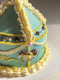 Gambar Cake Carousel - Custom Carousel Theme Cake, Blue dari LYKKE Cakes & Desserts undefined 2 Tokopedia