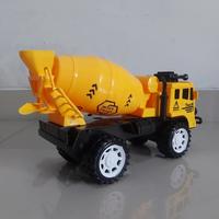 Gambar Mainan Mobil Truk Molen - Mobilan Truck Mixer Tarik Anak Laki Cowok - Besar dari Rumah Chiko undefined 5 Tokopedia