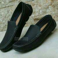 Gambar SEPATU SORONG SLIP ON, BAHAN SEMI KULIT - Hitam, 43 dari domino shoop undefined 1 Tokopedia