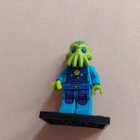 Gambar lego minifigures series 13 alien trooper dari shine's_store undefined 1 Tokopedia