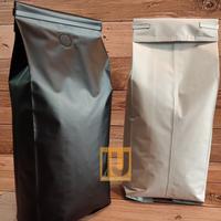 Gambar Kemasan Kopi Gusset Bag Valve Import 1 Kg - Hitam, Non Tintie dari Kopinya Azra undefined 5 Tokopedia
