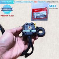 Gambar Holder Kanan TIGER REVO Holder Kiri Tiger Revolution Switch Tombol Saklar Lampu Sein TIREV Original Honda AHM 35150KCJ661 & 35200KCJ661 - TUAS CHOKE dari Merdeka Motor Parts_NEW undefined 5 Tokopedia