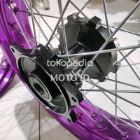 Gambar Wheel Set Ban Velg Supermoto CRF 150 L Scarlet Racing dari MOTO IDN undefined 2 Tokopedia
