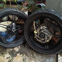 Gambar Velg pelek r15 r 15 v2 v 2 bisa New Vixion mx King dll racing h dari jual sparepart aksesoris motor undefined 3 Tokopedia
