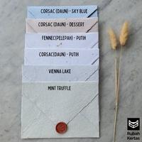 Gambar A5 Amplop Handmade Daur Ulang - Pinggiran Natural - Putih-Pelepah dari Ummu Janah undefined 5 Tokopedia