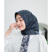 Gambar Farsya Adeeva Hijab / Voal Motif Segiempat - 114 dari Ummu Janah undefined 4 Tokopedia