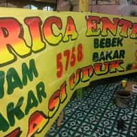 Gambar spanduk lukis pecel lele asli lamongan letter warna lebar 1,5 meter dari adakumis undefined 1 Tokopedia
