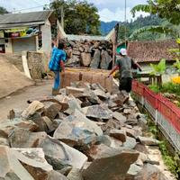Gambar batu belah , batu pondasi , gunung cikancung dari NAZRIEL RACING TEAM undefined 5 Tokopedia