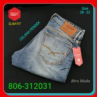Gambar Celana Pendek Jeans Pria Oxygen 806-312031 Slim Fit - 28 dari Toko Widya Dumai undefined 1 Tokopedia