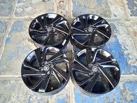Gambar Velg Mobil Second Standar Raize Ring 17 Pcd 4x100 dari GaleriSecondBintaro undefined 1 Tokopedia