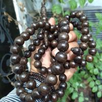 Gambar tasbih kayu kalimosodo 12mm dari gyaros.craft undefined 1 Tokopedia