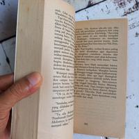 Gambar Novel Indonesia Misteri Seroja Karya V Lestari dari novel komik kenangan update undefined 3 Tokopedia