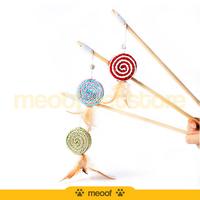 Gambar Mainan Tongkat Kucing Stripes Lollipop Cat Stick Toy dari meoofpetstore undefined 2 Tokopedia