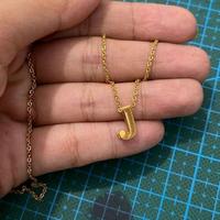 Gambar set kalung inisial huruf J hadiah istimewa elegant emas asli dari Joseanshopjkt undefined 1 Tokopedia