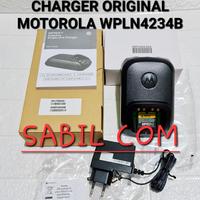 Gambar CHARGER ORI HT MOTOROLA XIR P6620i ATS2500i P8668 P8668i APX1000 ORI dari SABIL COMMUNICATION undefined 2 Tokopedia
