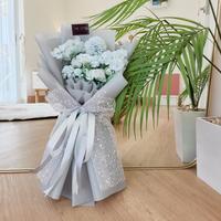 Gambar Mix artificial flower bouquet/ buket bunga palsu/ buket mawar biru - Putih dari the icon bouquet undefined 5 Tokopedia