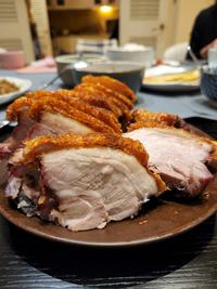 Gambar Swiney Crispy Pork Belly 1kg | Siobak | Samcan Panggang | Babi Krispy dari Swiney undefined 3 Tokopedia