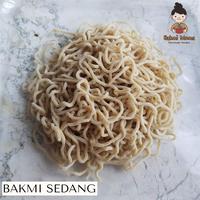 Gambar Bakmi Sedang Telor Ayam Special (Mie Mentah) dari Bakmi Moms undefined 1 Tokopedia
