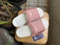 Gambar Nike Asuna Slide White Pink Original - 40.5 dari Van.sneakersstore.id undefined 4 Tokopedia