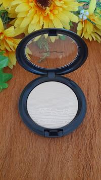 Gambar MAC Extra Dimension Skinfinish Highlighter 9gr - Double-Gleam dari Shanas-Shop undefined 2 Tokopedia