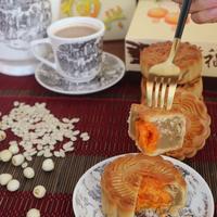 Gambar Kue Bulan Mooncake REZEKI BARU Medan - Kacang Hijau / Telur / Vege - KCG HIJAU POLOS dari harapan jayashop hampers undefined 2 Tokopedia