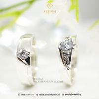 Gambar cincin perak couple cincin tunangan solo dari Arroisi jewelry undefined 1 Tokopedia