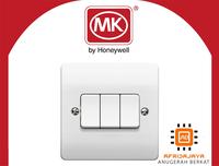Gambar Saklar MK Logic Plus K4783 WHI Triple Gang Switch 2 way Made in UK dari Joy44 undefined 1 Tokopedia