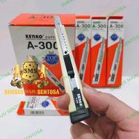 Gambar PISAU CUTTER KENKO KECIL A-300/ALAT PEMOTONG KERTAS KENKO ORIGINAL dari SUKSES MAJU SENTOSA undefined 3 Tokopedia