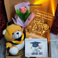 Gambar Gift Box Hampers wisuda, ulang tahun (hag tag bisa di ganti) (READY) - Cokelat dari gadisbeauty undefined 1 Tokopedia