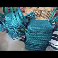Gambar Besek Jinjing Bambu - Besek Jinjing Warna - Besek Jinjing 18x18 - polos, 18x18 dari terashijau12 undefined 2 Tokopedia