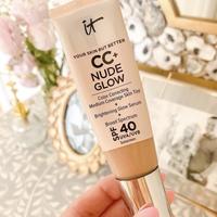 Gambar It Cosmetics CC Cream Nude Glow Brightening 32ml FULL SIZE SALE - light dari Prettyhealth.id undefined 1 Tokopedia