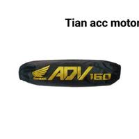 Gambar cover shockbreaker ADV 160 sarung shockbreaker Honda NEW ADV 160 - Merah, 1 pcs dari jai acc motor_NEW undefined 4 Tokopedia