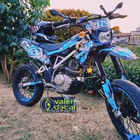 Gambar Decal KLX BF Motif 3D - Glossy Standar dari valendecal undefined 2 Tokopedia