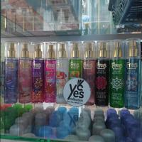Gambar Fres Parfum 100ml Cologne Body Mist Hijau Putih Ungu Pink Biru unisex - Putih Almost dari YC Cibitung undefined 1 Tokopedia
