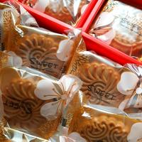 Gambar Mooncake Lotus Filling - Moon Cake Kue Bulan Lotus Telur Asin  Food - Mix 4 Rasa dari Jessica's Kitchen undefined 5 Tokopedia