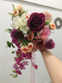 Gambar Hand Bouquet Wedding - Buket Bunga Juntai Anggrek Hits dari CherieCollection undefined 1 Tokopedia