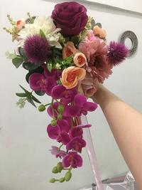 Gambar Hand Bouquet Wedding - Buket Bunga Juntai Anggrek Hits dari CherieCollection undefined 2 Tokopedia