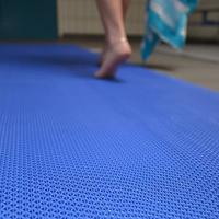 Gambar KARPET KARET PVC JARING ANTI SLIP 1 ROLL FULL 120CM X 15M TEBAL - BEIGE dari Martha Karpet Surabaya undefined 5 Tokopedia